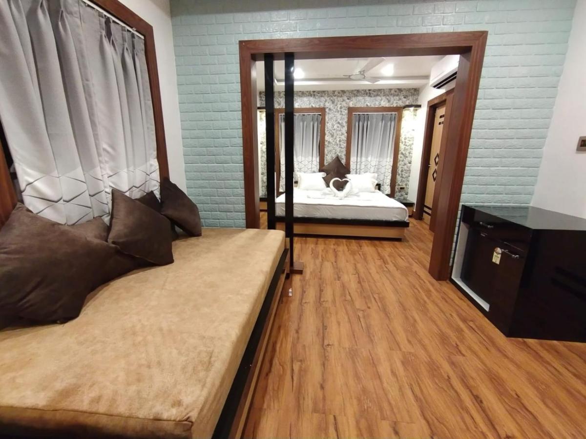 博尔普尔 Charulata Residency酒店 外观 照片